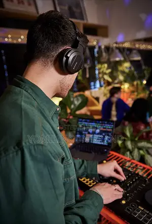 Pioneer Dj DDJ-Flx4 2-Deck Rekordbox and Serato Dj Controller