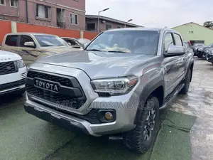 Toyota Tacoma 4dr Double Cab 2016 Silver