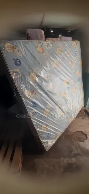 6by6 by 8inches Good Matress