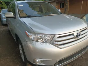 Toyota Highlander 2012 Silver