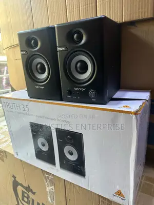 Quality Behringer Truth 3.5 Studio Monitors (Speakers)