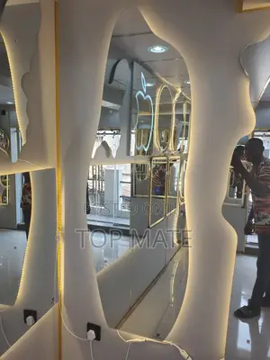 High Quality Digital Shapeless Led Mirror