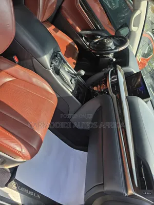 Lexus LX 2018 White