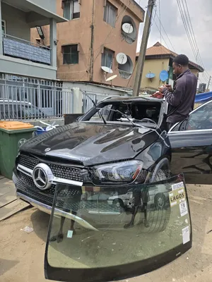 Gle53 2020 Windscreen Glass Available