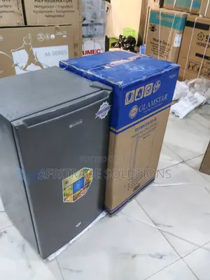Glamstar 90l Tabletop Mini Fridge for Small Kitchens