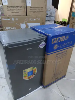 Glamstar 90l Tabletop Fridge – Perfect for Rooms