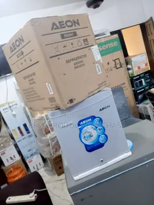 Aeon Mini Fridge for Bedside Office