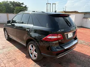 Mercedes-Benz M Class ML350 4MATIC 4dr SUV AWD (3.5L 6cyl 7A) 2014