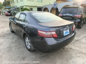Toyota Camry LE 4dr Sedan (2.4L 4cyl 5A) 2008 Gray