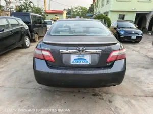 Toyota Camry LE 4dr Sedan (2.4L 4cyl 5A) 2008 Gray