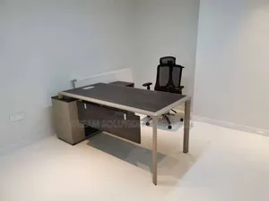 Quality Imported Foreign Office Table With Metal Leg