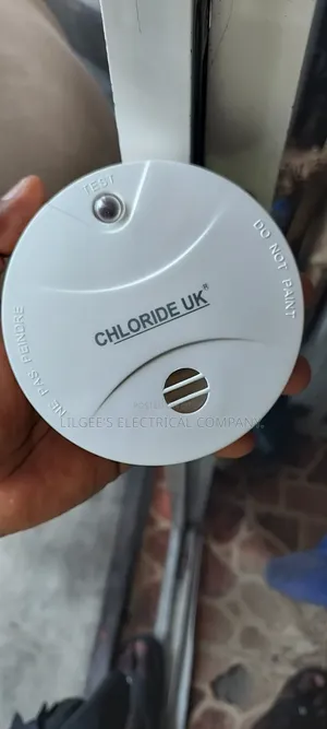 Authentic Chloride Uk Smoke Detector/Alarm(Battery Type)