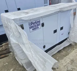 Perkins England Diesel Soundproof Gen Sp40kva 2years Wty 100%Copper
