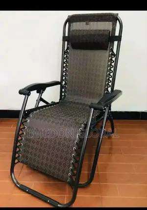 Foldable Zero Gravity Lounge Chair