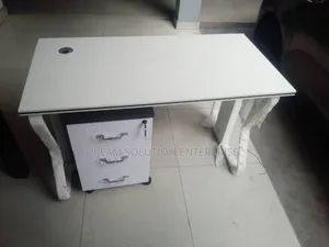 Standard 1.2 Meter Table With Metal Leg