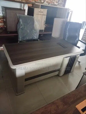 Standard 1.6 Meter Office Executive Table