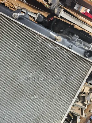 Radiator Lexus Gs. 460. 2016