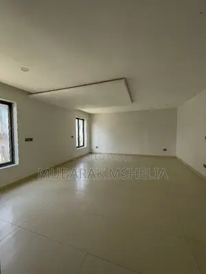 5bdrm Duplex in Jahi for sale