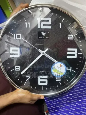 Wi-Fi Spy Wall Clock Camera