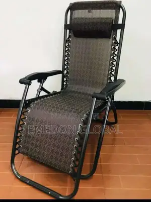 Foldable Zero Gravity Lounge Chair