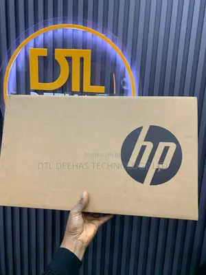 New Laptop HP 14S 4GB Intel Core I3 SSD 256GB
