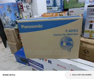 Panasonic F-409u Wall Fan in Neat Shape