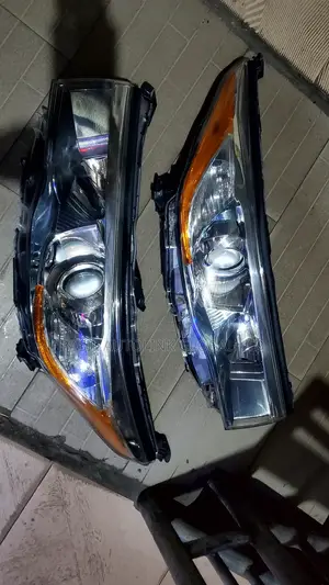 Headlights Highlander 2015