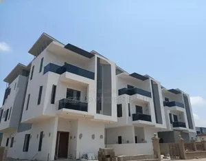 5bdrm Duplex in Ikeja GRA for sale