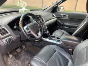 Ford Explorer 2013 Silver