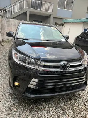 Toyota Highlander XLE 4dr SUV AWD (3.5L 6cyl 6A) 2015 Black