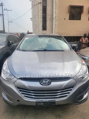 Hyundai Tucson 2011 Silver