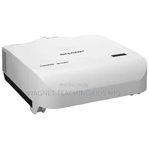 8200lumens Sharp Nec Projector