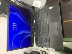 Laptop HP Omen 17 16GB Intel Core I7 SSD 1T