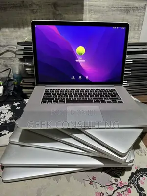 Laptop Apple MacBook Pro 2015 16GB Intel Core i7 SSD 512GB