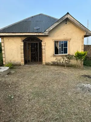 3bdrm Bungalow in Kajola for sale