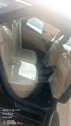 Toyota Avalon XLE 4dr Sedan (3.5L 6cyl 6A) 2015 Brown