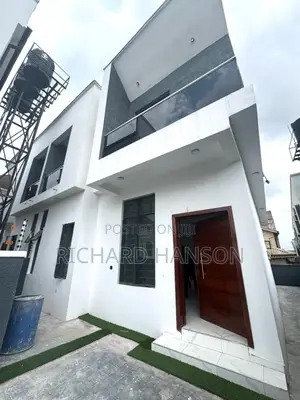 4bdrm Duplex in Thomas Estate for sale