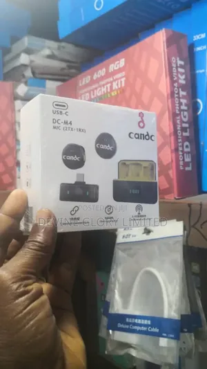Candc Dc-M4 Wireless Microphone Kit – Dual Lavalier for Mobile
