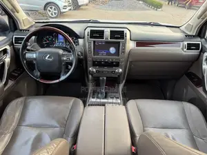 Lexus GX 460 Luxury 2016 White