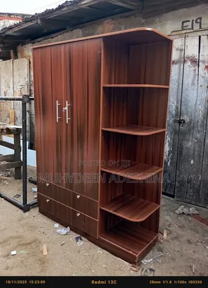 52 Inches Wardrobe