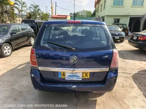 Vauxhall Zafira 2007 Blue