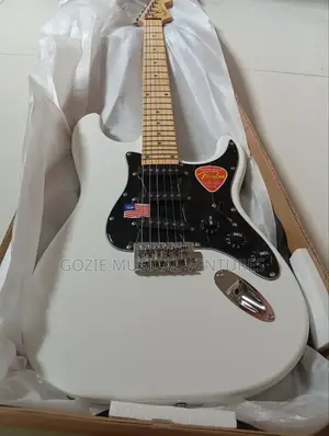 Fender Stratocaster Electric Guitar