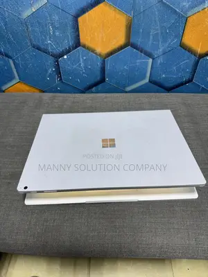 Laptop Microsoft Surface Book 2 16GB Intel Core I7 SSD 256GB