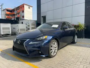 Lexus IS 2015 Blue