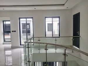 5bdrm Duplex in Ikeja for rent