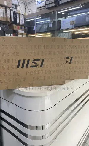New Laptop MSI Katana 15 16GB Intel Core I7 SSD 1T