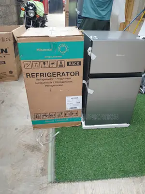 Hisense Ref120dr Space Saving Dual Door Fridge
