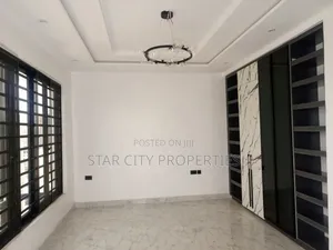 4bdrm Duplex in Adeniyi Jones for rent