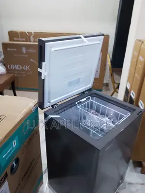 Sturdy, Spacious and Modern 95l Hisense Chest Freezer
