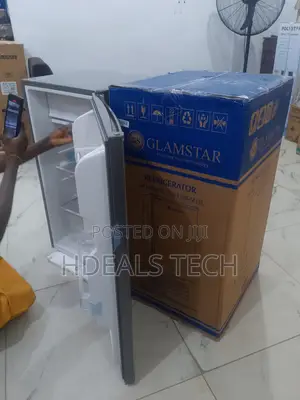 Glamstar Fast-Freezing Freezer Fridge.